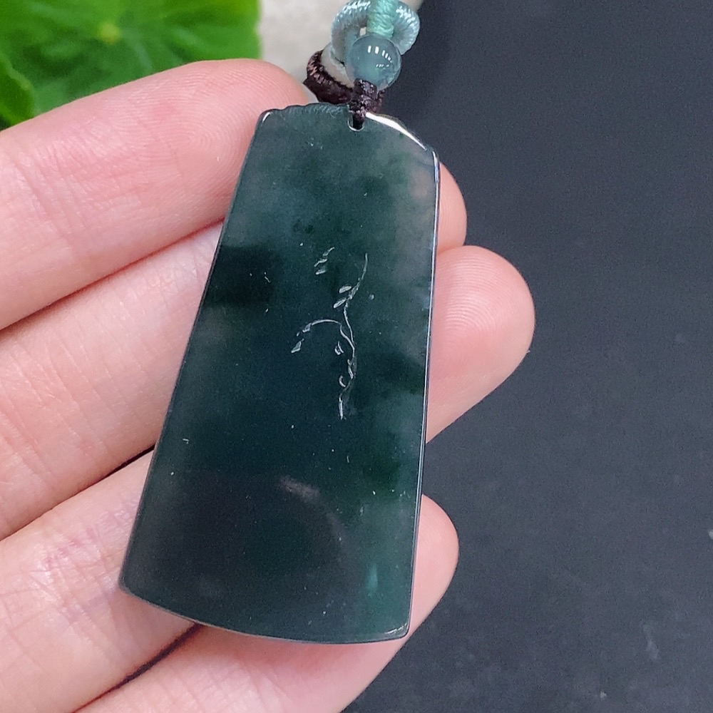 F31624254 Jadeitelandscape pendant
