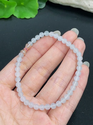 F41950266 翡翠手串 非金 货品总重约7.66g  卡4.5mm左右