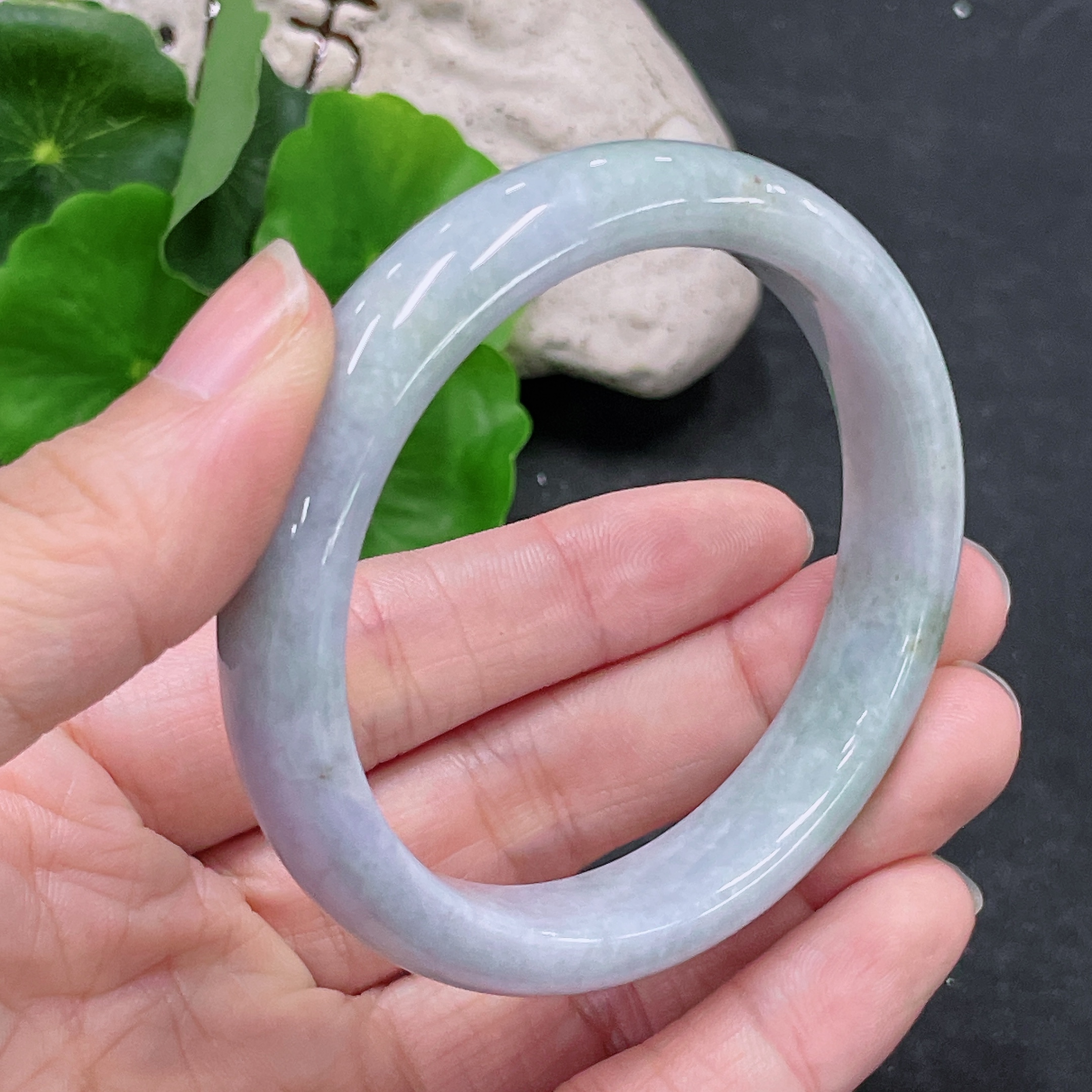 F33864417 Jadeite Round Bangle Total Weight Approx. 46.62g Size 54