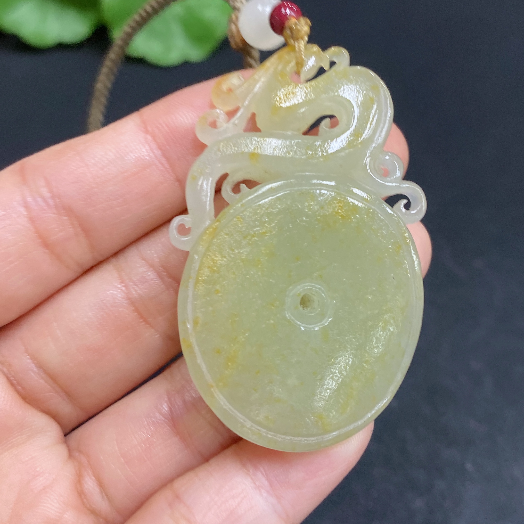 H32728185 Hetian Jade Pendant - Antique Button with Undetermined Skin Color Formation, Total Weight (Including String): 22.8g