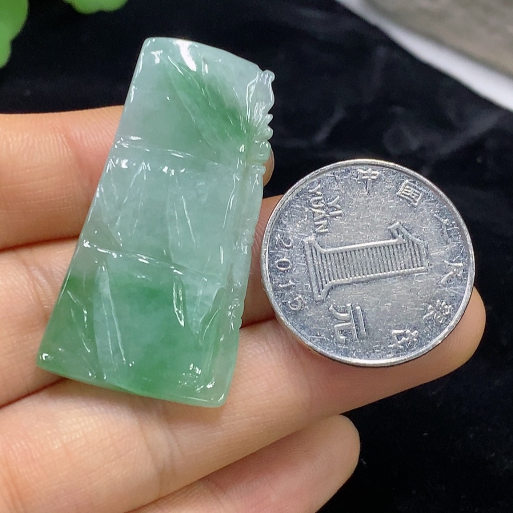 F31639940 Jadeite Bamboo Pendant Total Weight Approximately 10.52g