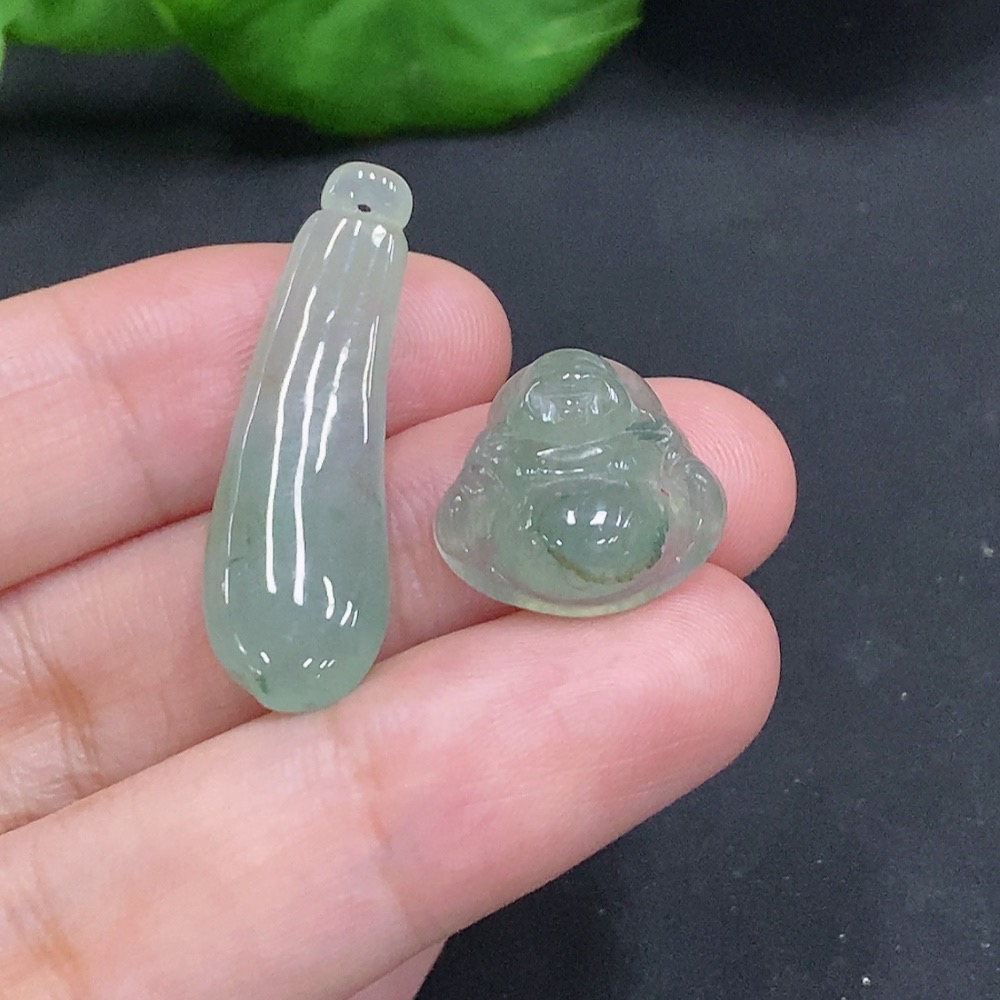 F34962169 Jadeite Pendants Sell as a Lot