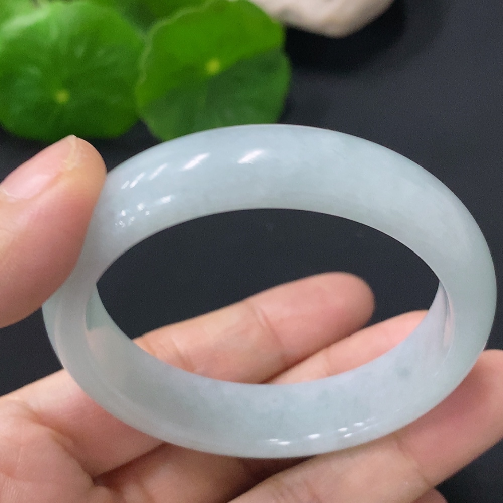 F30523889 Jadeite round bracelet, inner diameter 46.8mm, total weight approximately 34.13g