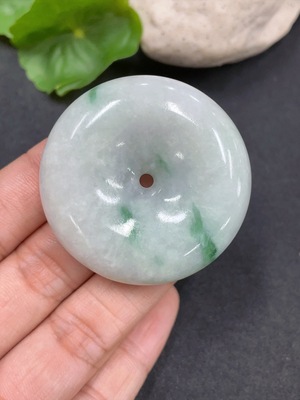 F17847800 JadeitePeace Pendant