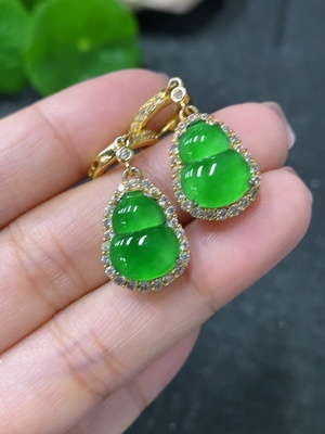 F34030816 Jadeite Inlaid Earrings Non-Gold Total Weight Approx. 4.09g