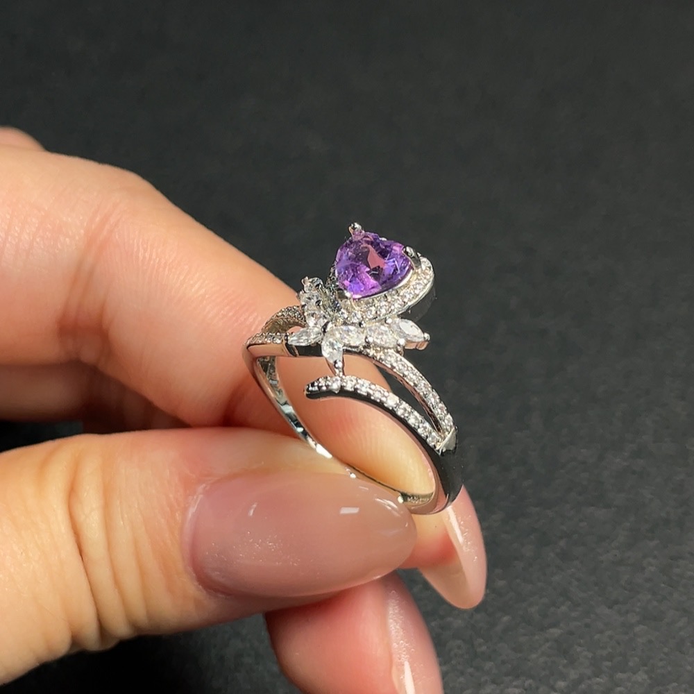 C31679982 Crystal Ring Adjustable Non-Gold Total Weight Approx. 2.69g