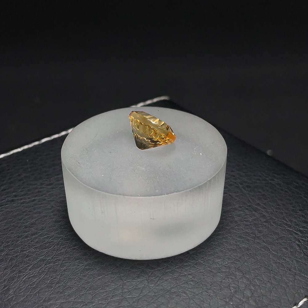 C25913594 Crystal Loose Stone Total Weight about 6.75 Carats