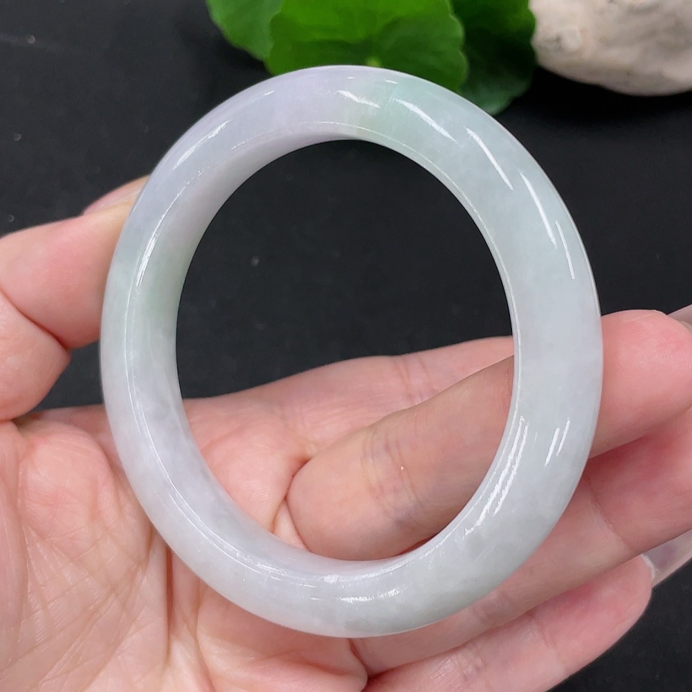 F34068246 Jadeite Round Bracelet Size 55.3 Total Weight Approx. 48.9g