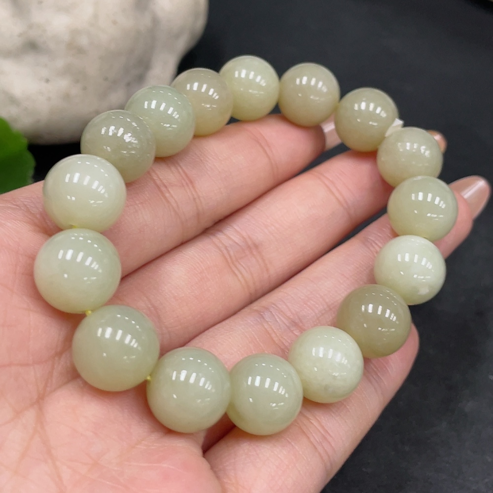 H32726383 Hetian Jade Bracelet, approx. 11.8mm beads, total weight approx. 43.8g