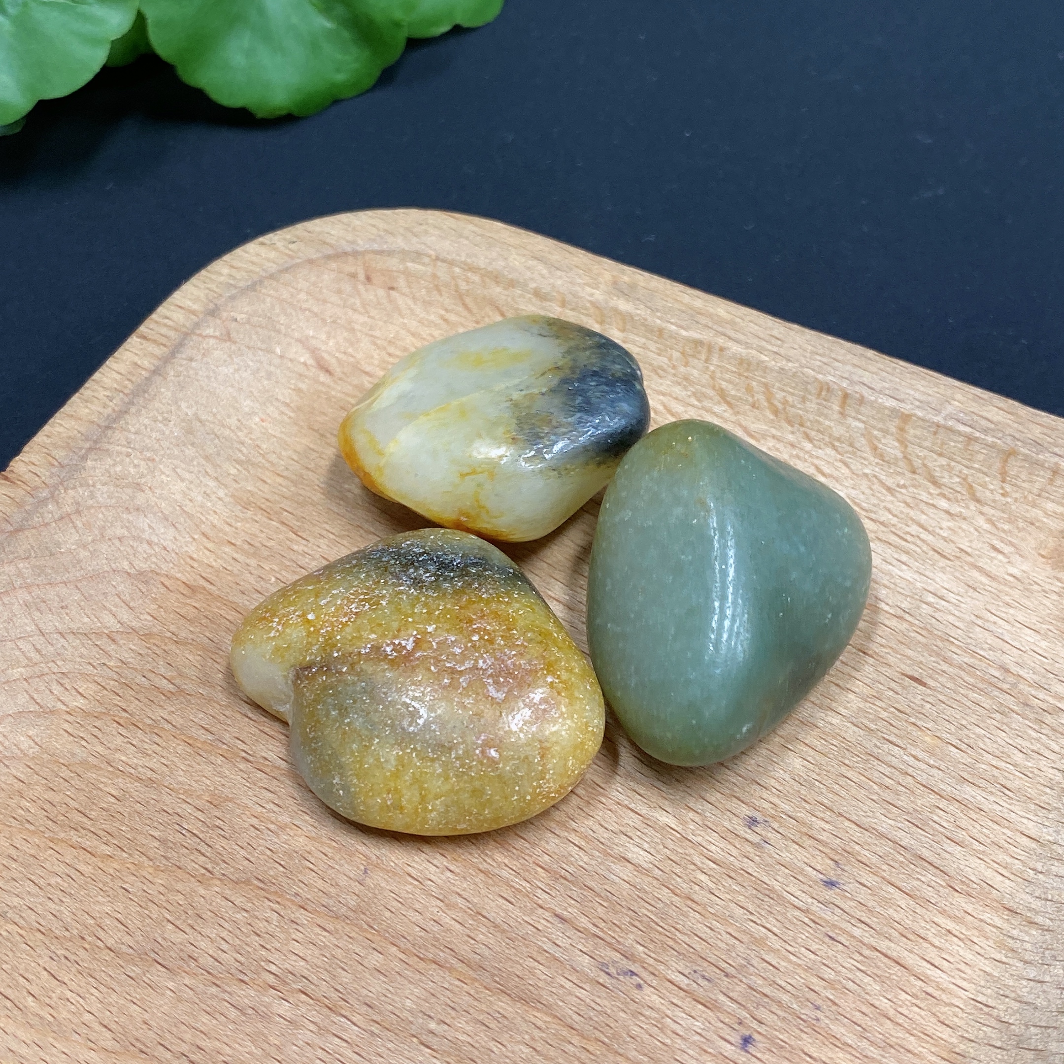 H27154552 Hetian Jade, Total weight approx. 72.3g, Undetermined skin color origin, Contains other natural mineral components