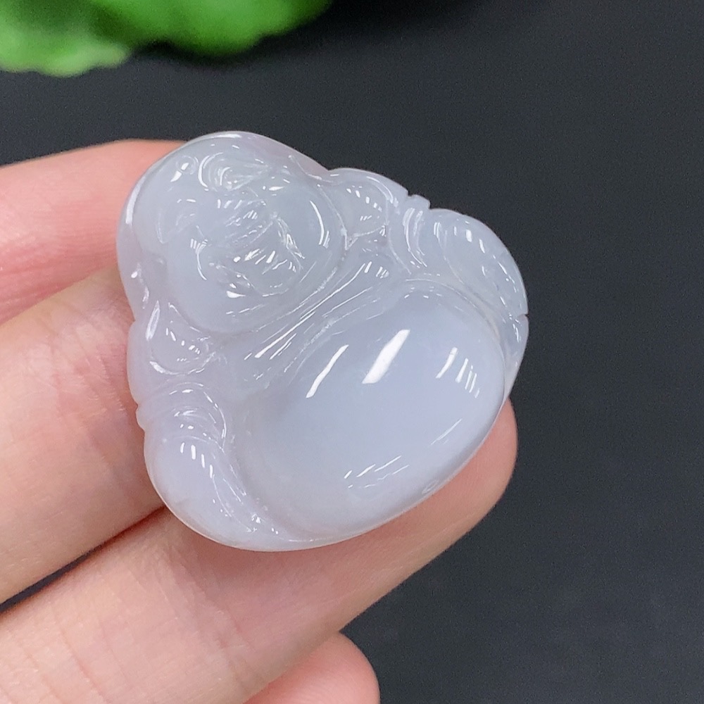 F31688252 Jadeite Buddha Pendant with a total weight of approximately 7.4 grams
