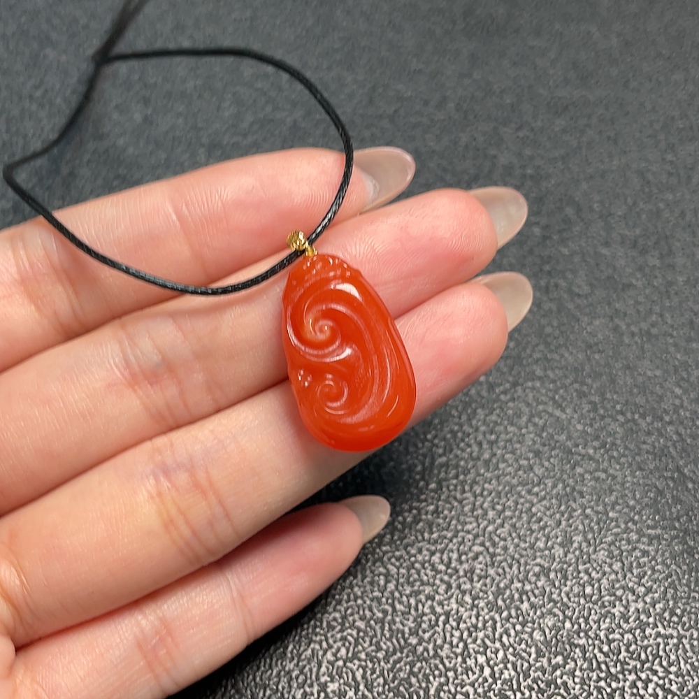 C34952947 South Red Agate Pendant 18K Gold (Non-Gold Parts) Total Weight Approx. 4.76g (Including Cord)