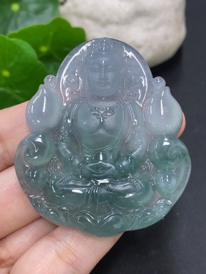 F42971603 翡翠观音挂件 货品总重约28.1克