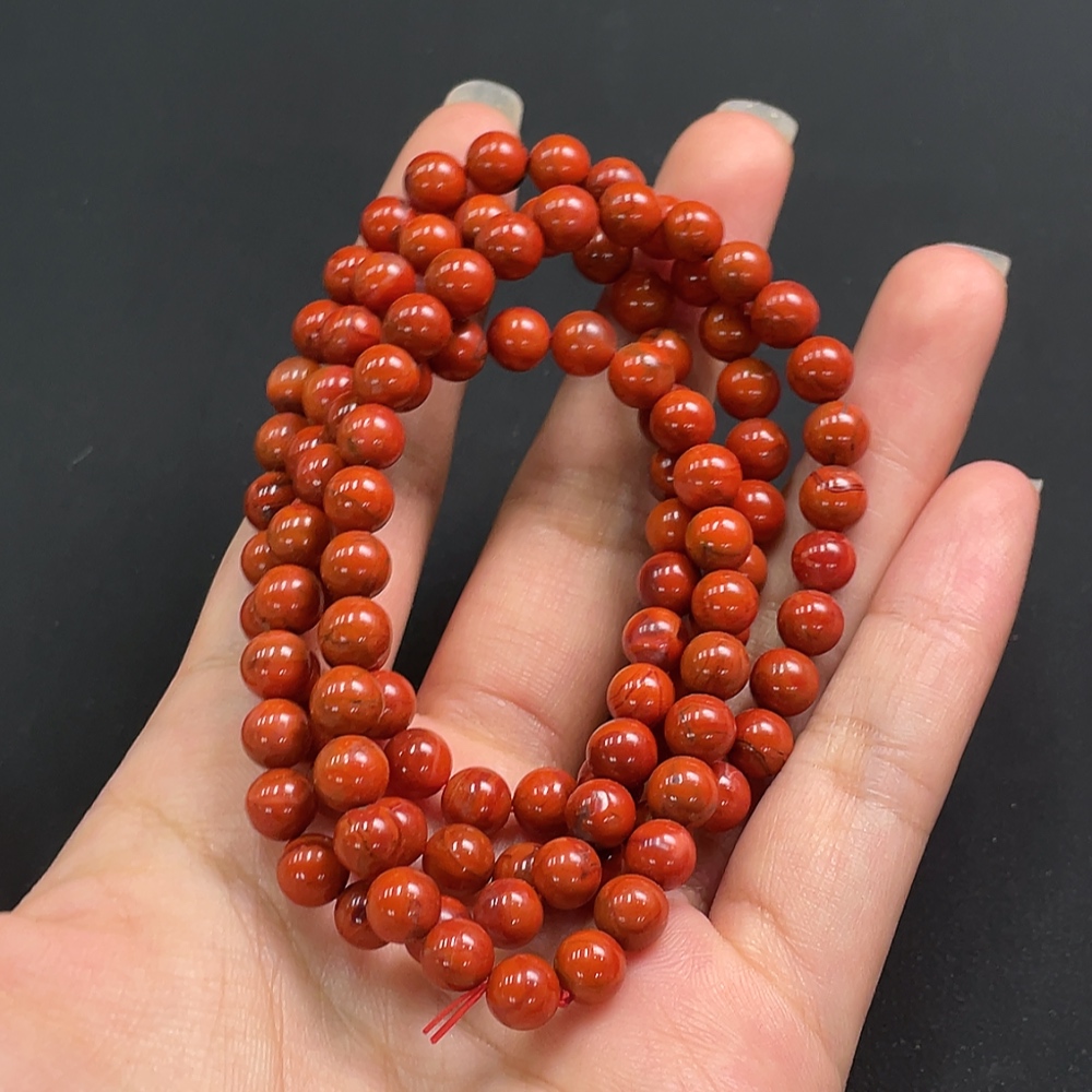 C18968744 'Red Agate Bead Necklace with Visible Organic Matter, Total Weight Approx. 44.67g, Bead Size About 6.7mm'