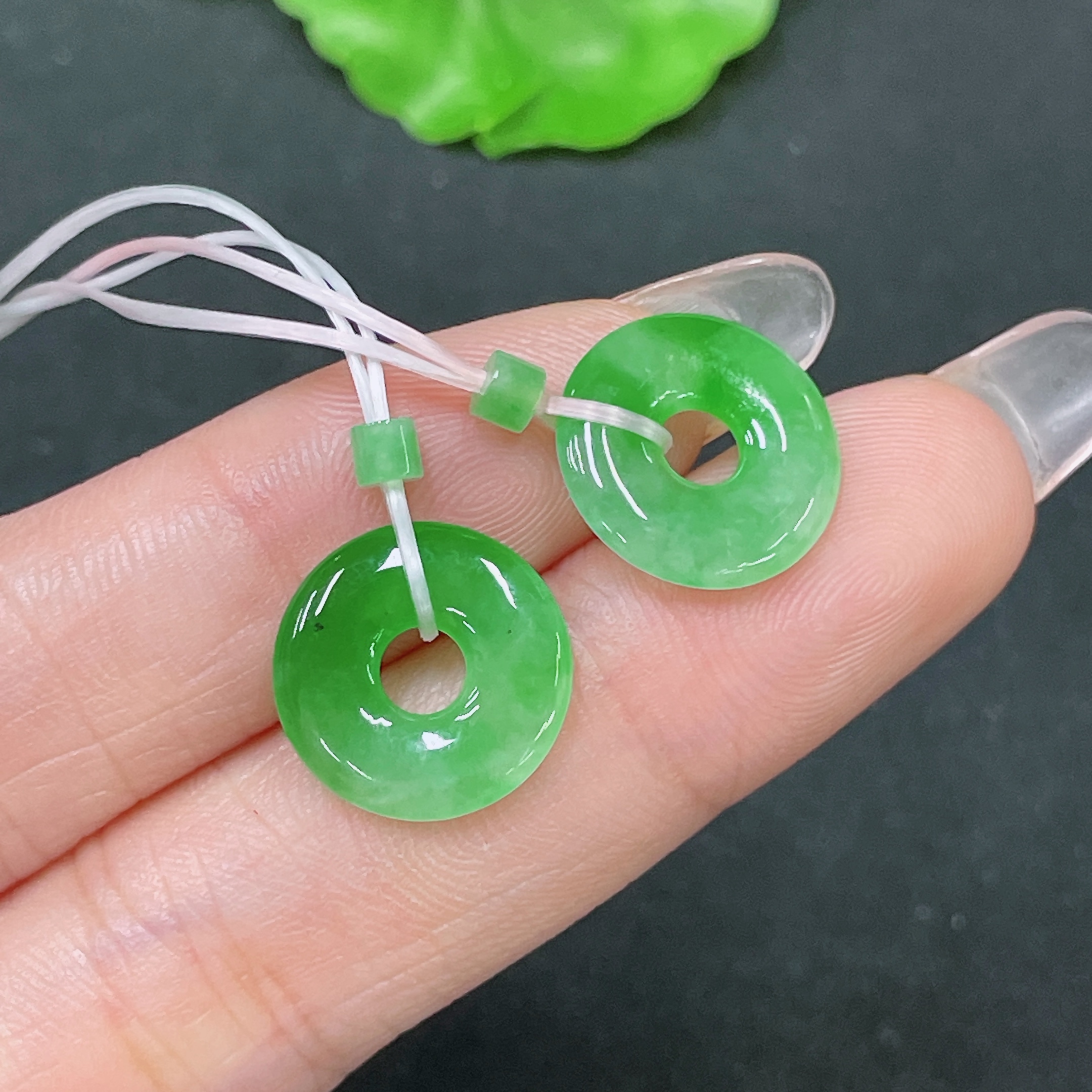 F34064133 Jadeite Pendants Sell as a Lot