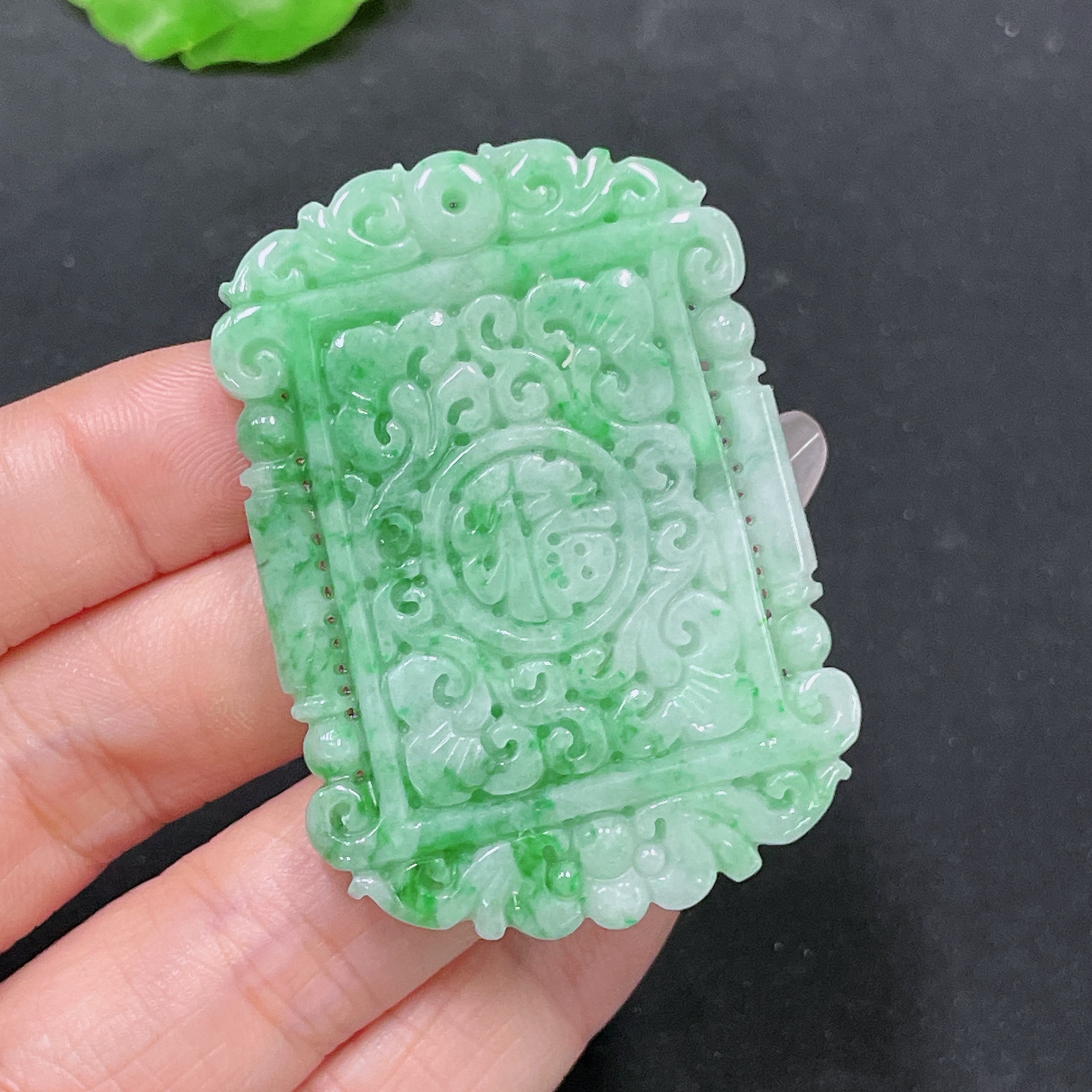 F34065701 Jadeite pendant antique plaque containing other mineral components total weight approx. 26.55g
