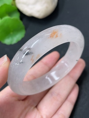 H41919918 非洲翠（独龙玉）正圈手镯  圈口54.8    货品总重约51.9g