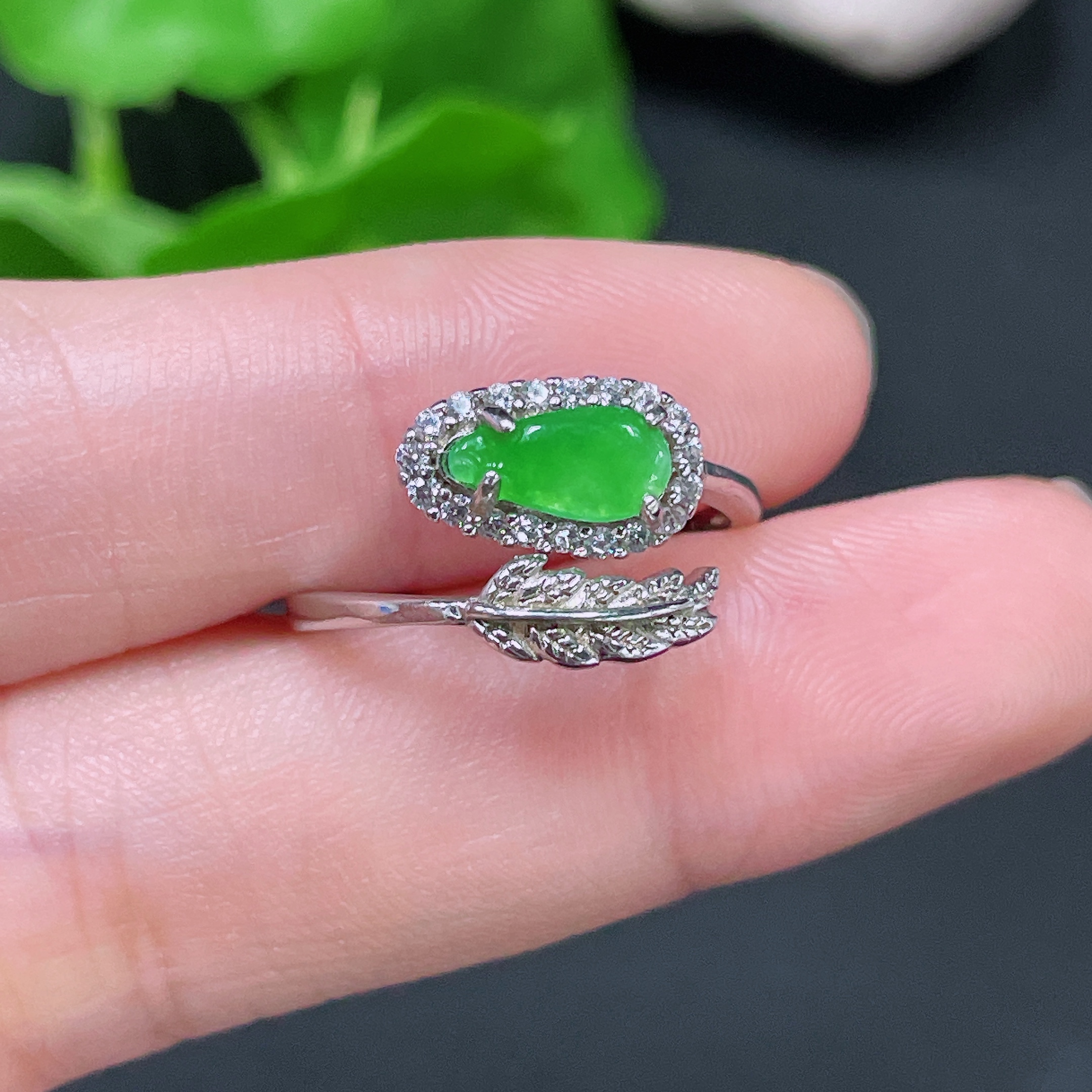 F33865479 Jadeite Inlaid Ring Non-Gold Total Weight Approx. 2.1g