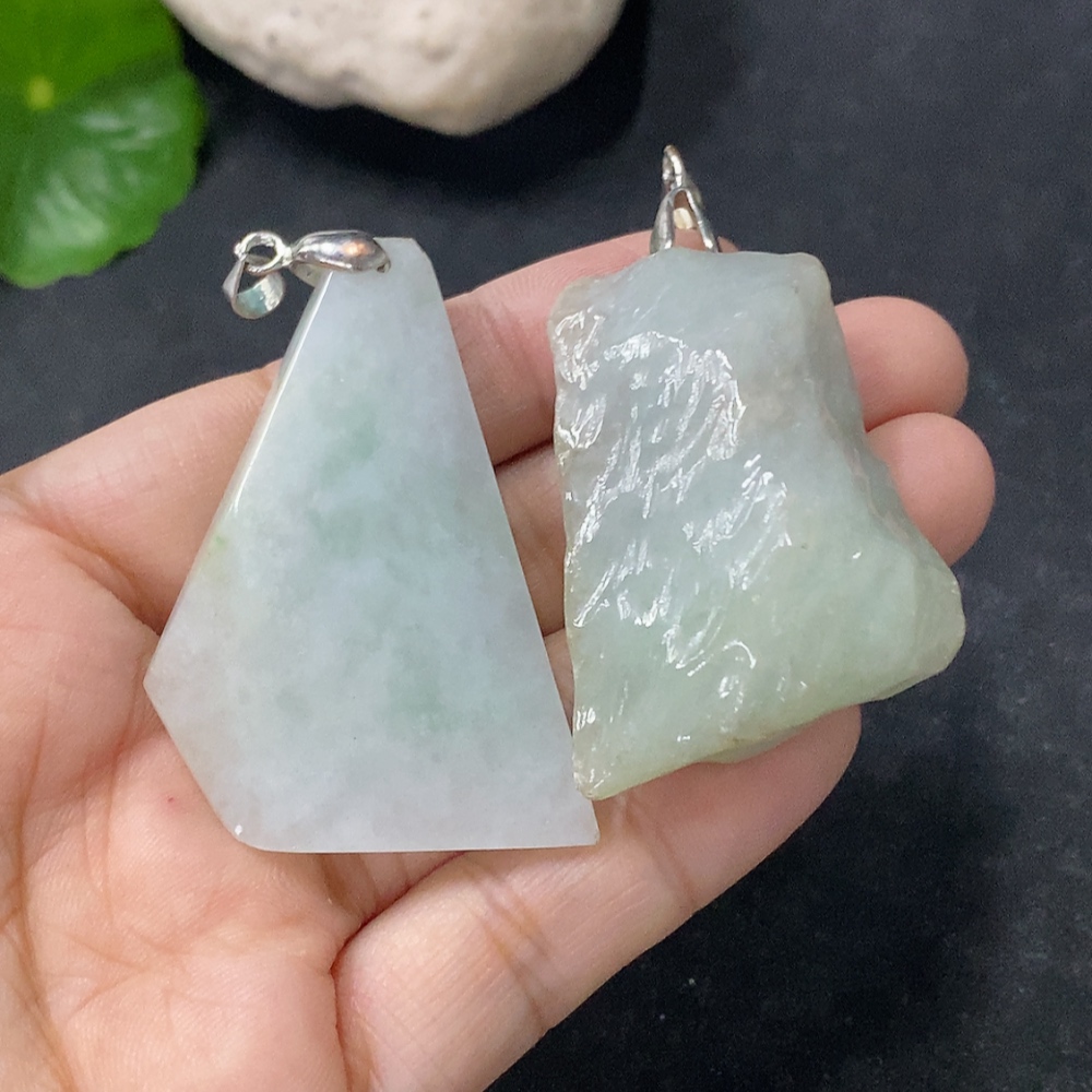 F33912931 Jadeite Pendant Sell as a Lot Non-Gold