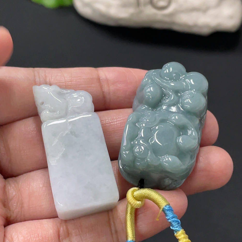 F33836623 JadeitePendant Seal Pixiu