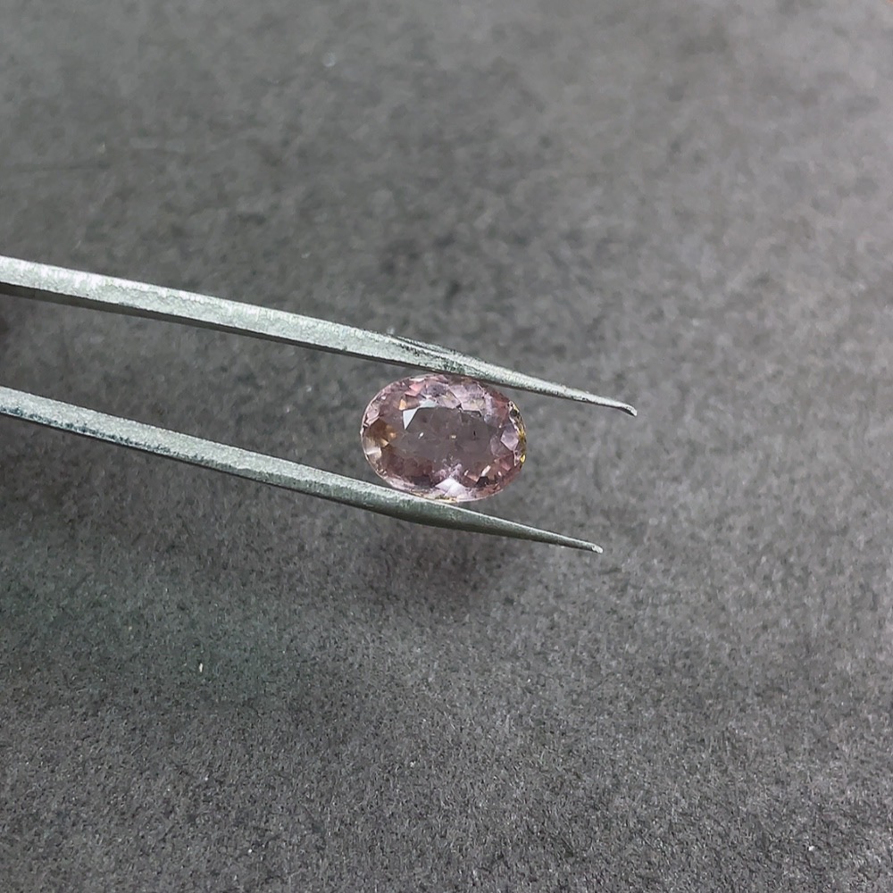C34950259 Tourmaline Rough Stone Total Weight Approx. 1.95 Carats