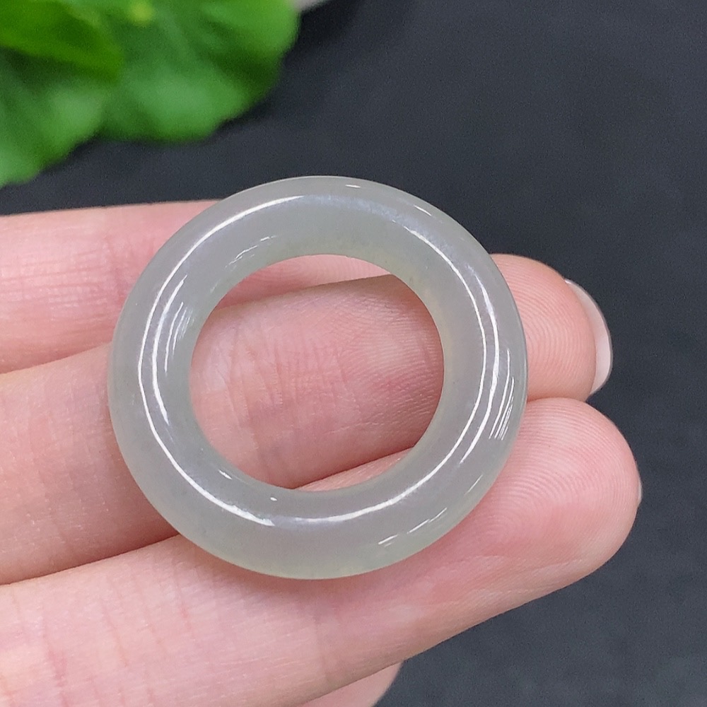 F34002374 Jadeite Donut Pendant Total Weight About 4.5g