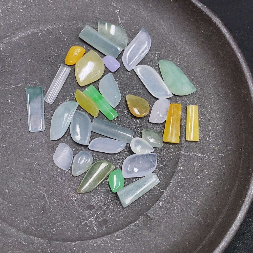 F32758211 Jadeite Inlaid Pieces Wholesale Lot (Color Origin Undetermined)