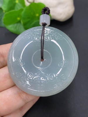 F46552451 翡翠仿古平安扣 货品总重量约66.2克
