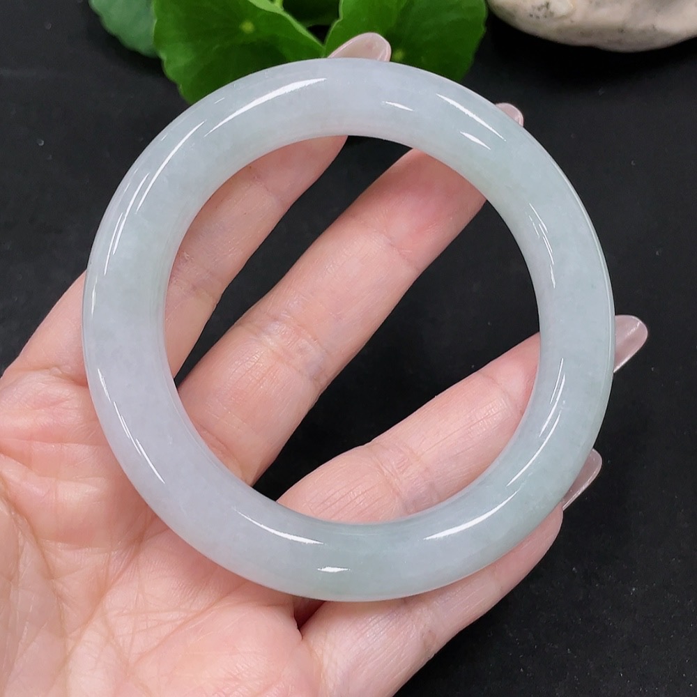 F34068207 Jadeite Round Bangle Size 55.6 Total Weight Approx. 66g