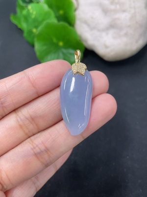F46550829 翡翠挂件福瓜 18k 配镶钻石 货品总约重5.15g