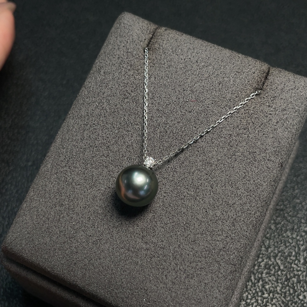 C34992210 Seawater Pearl Pendant Non-Diamond 18K Gold Total Weight Approx. 2.67g Including Chain Size Approx. 9.9mm