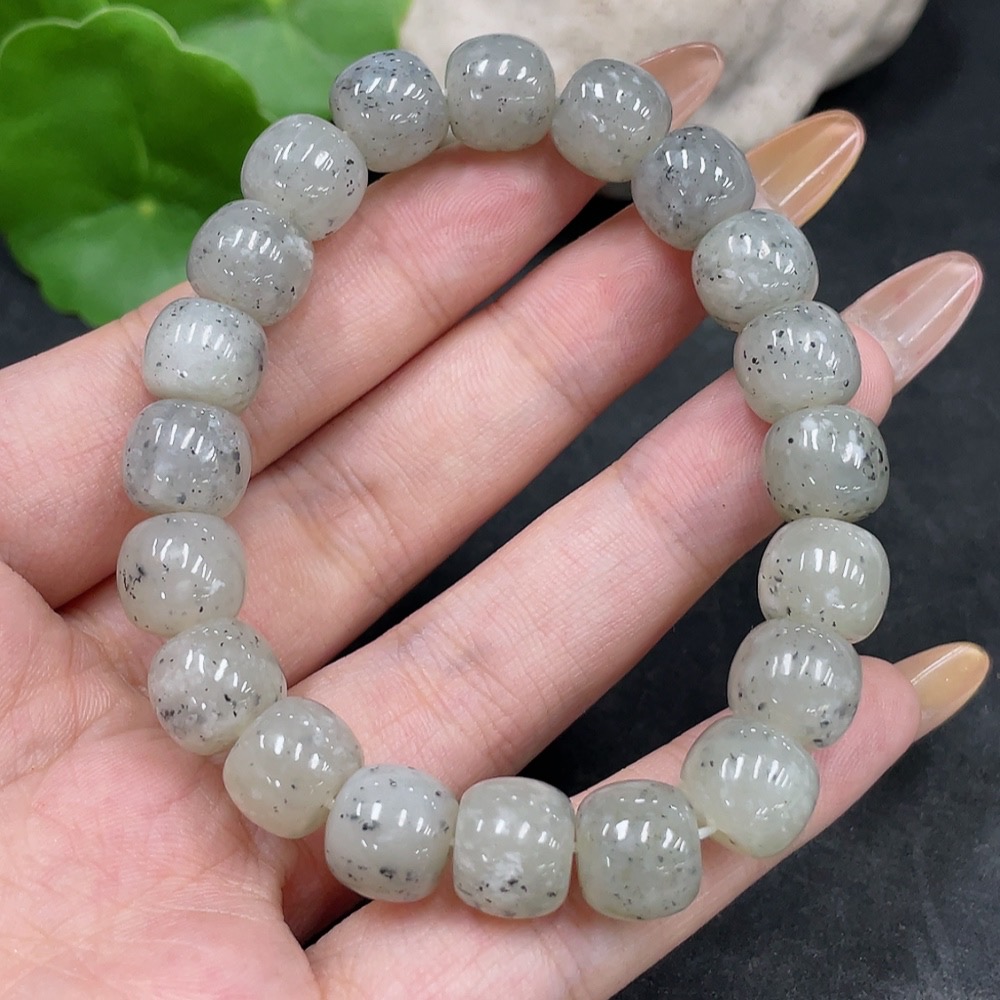 H32796885 Hetian Jade Bracelet, Approx. 10mm Beads, Total Weight Approx. 34.5g