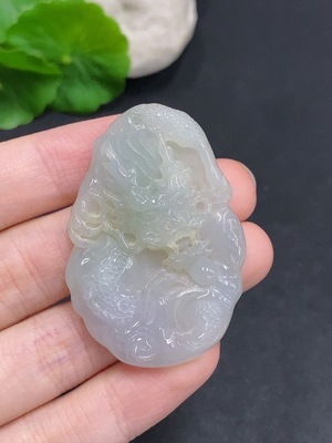 F35123851 Jadeite Dragon Soaring World Pendant with a total weight of approximately 17.4 grams