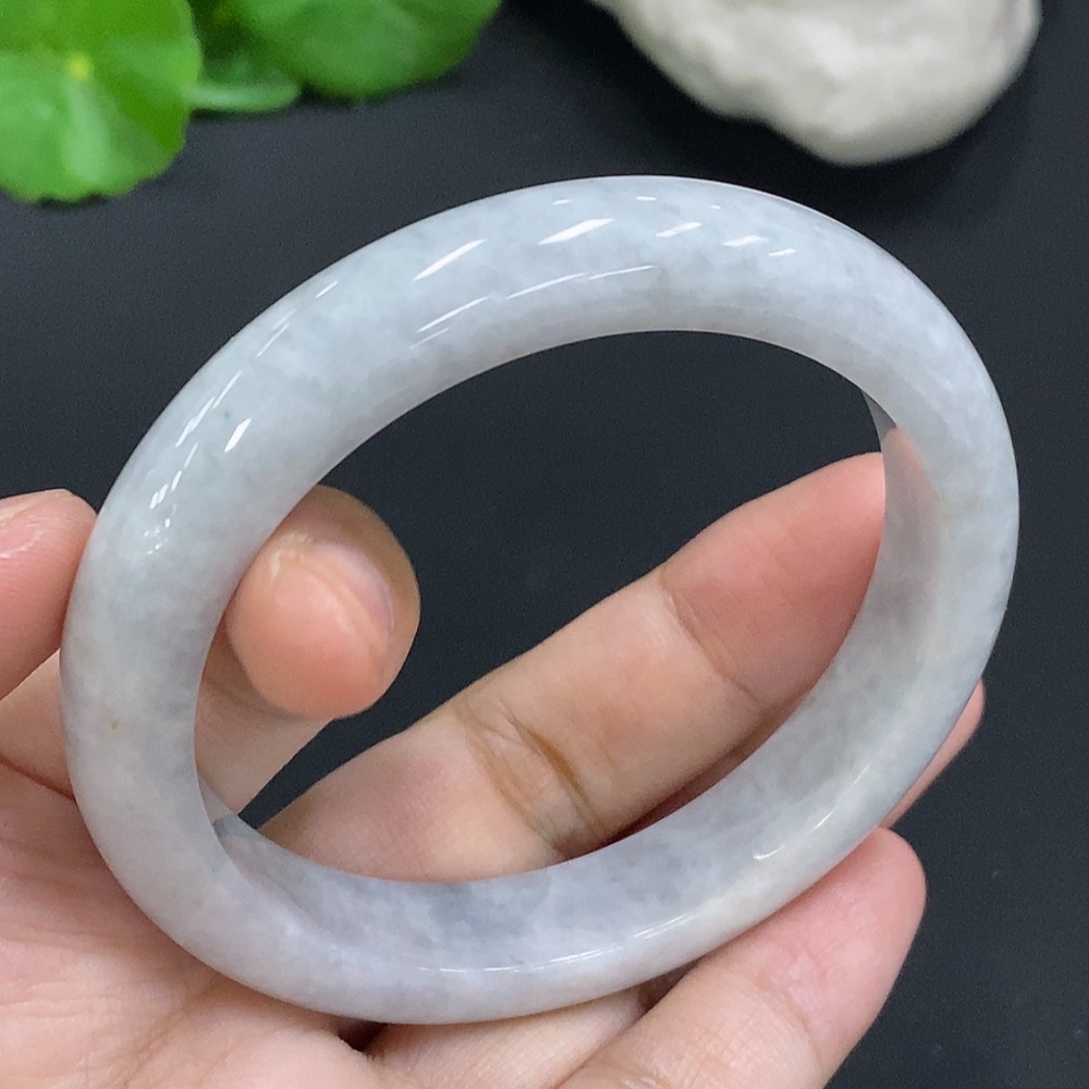F22483851 Jadeite regular circle bracelet, size 56.5, total weight 50.592g