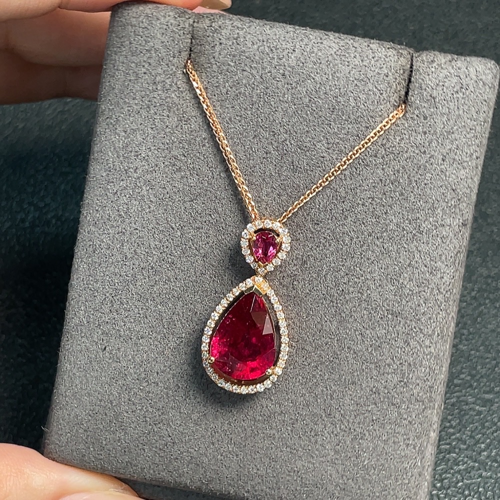 C32815605 18k Tourmaline Necklace with Diamond Accents, Total Weight Approx. 5.6g