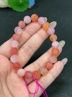 H41922864 盐源玛瑙手串 卡9.5mm左右 仅红色 货品总重约26.5g