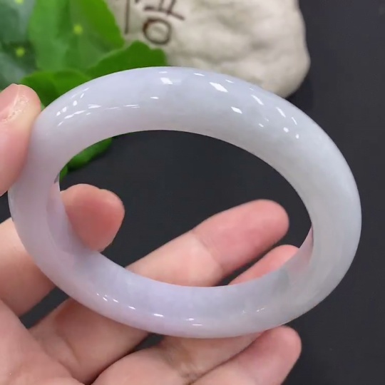 F34051757 Jadeite Round Bangle Size 56.4 Total Weight Approx. 67.5g