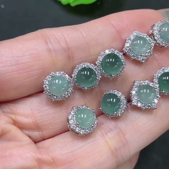 F34065109 Jadeite Inlaid Earrings Non-Gold Sell as a Lot