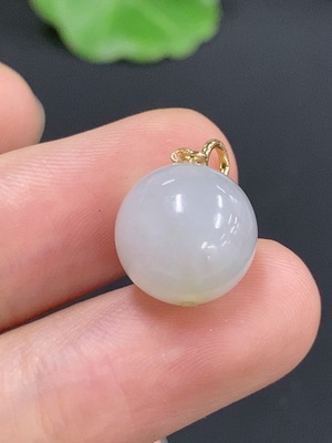 F42969281 翡翠圆珠挂件 18K金 货品总重约2.8g