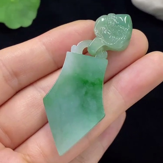 F28235516 Jadeite Pendant Total Weight Approx. 15.47g