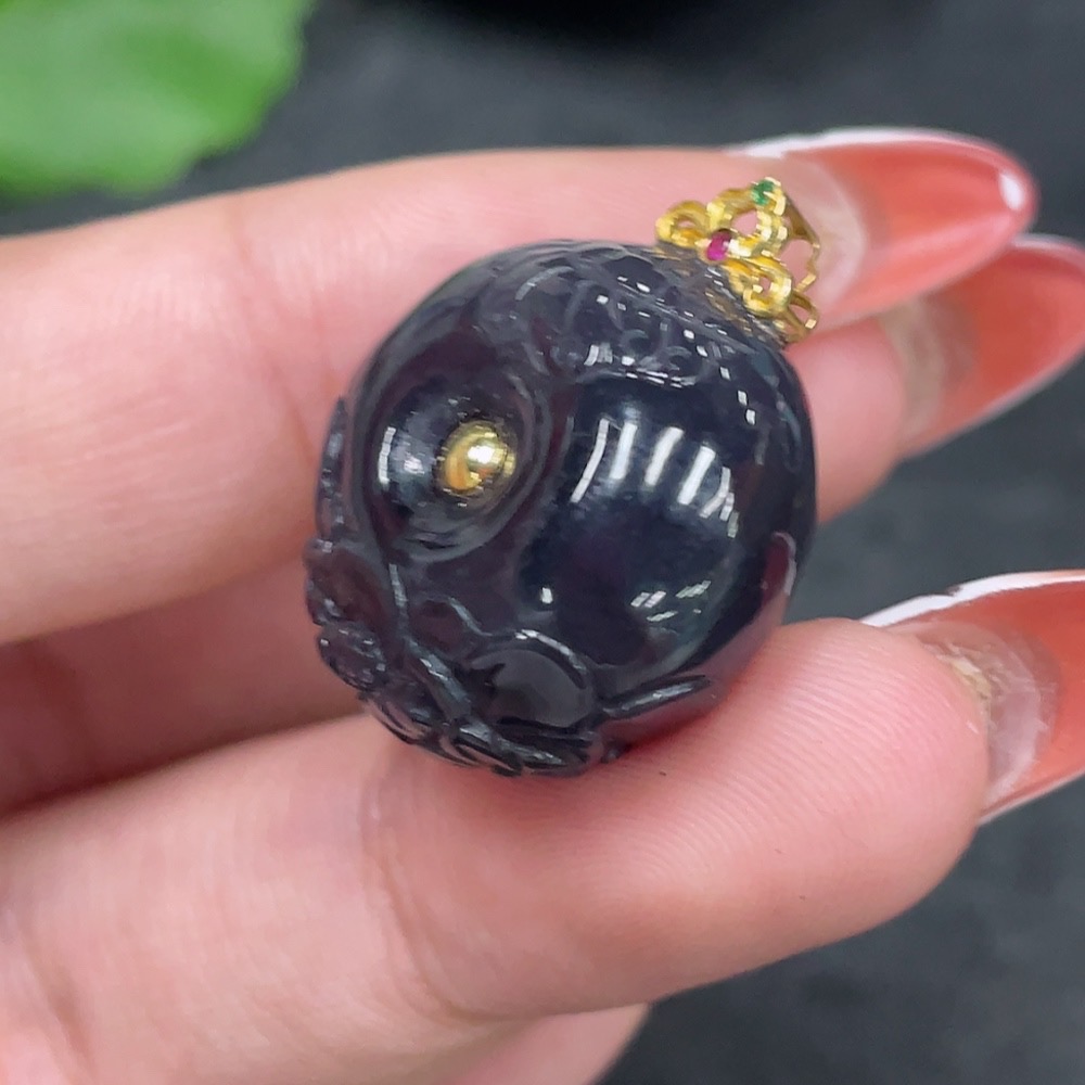 H34980092 Hetian Jade Pendant Carved Flower Button with 18K Gold Clasp, Total Weight Approx. 9.7g