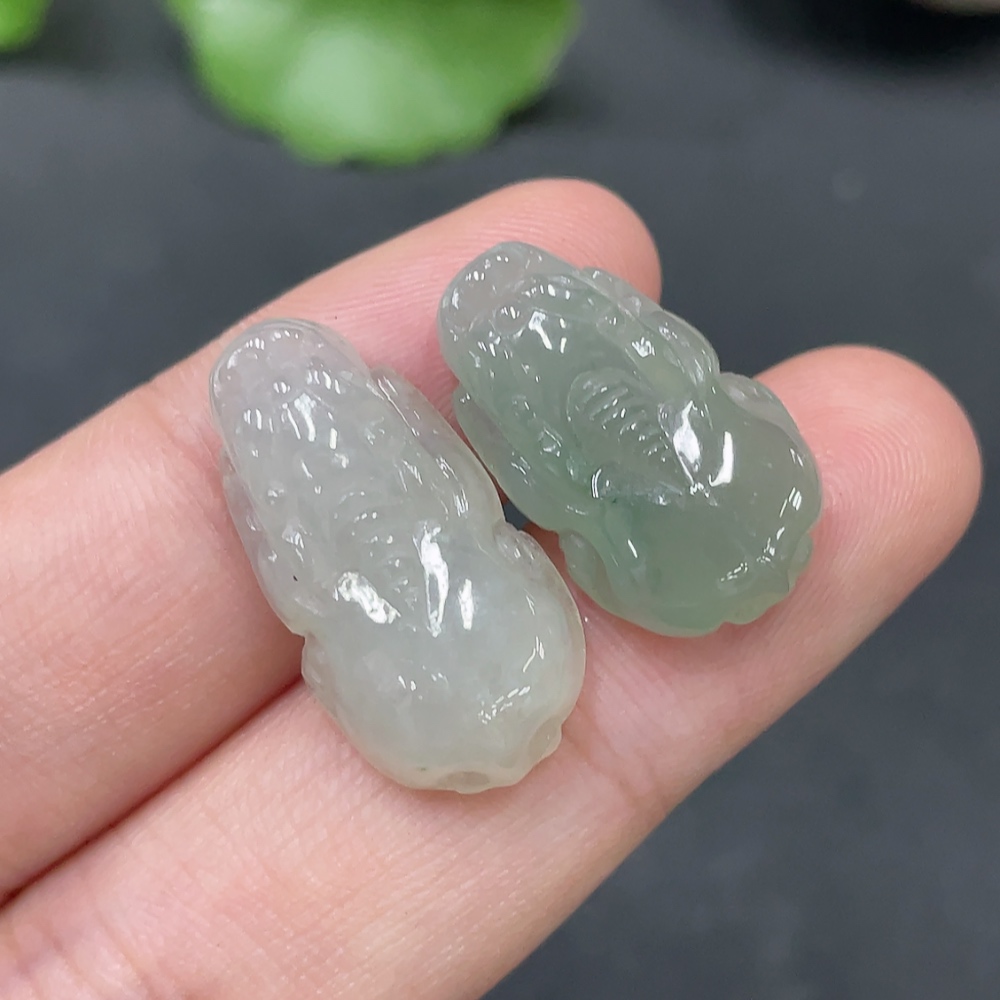 F20268576 Jadeite Pixiu Pendant Sell as a Lot