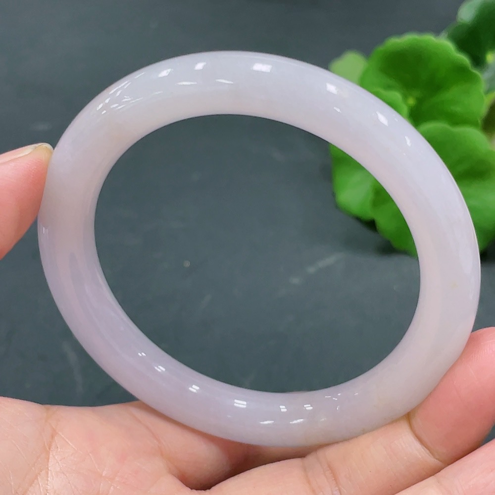 F22524222 Jadeite Round Bangle Size 56.9 Total Weight 51.439g