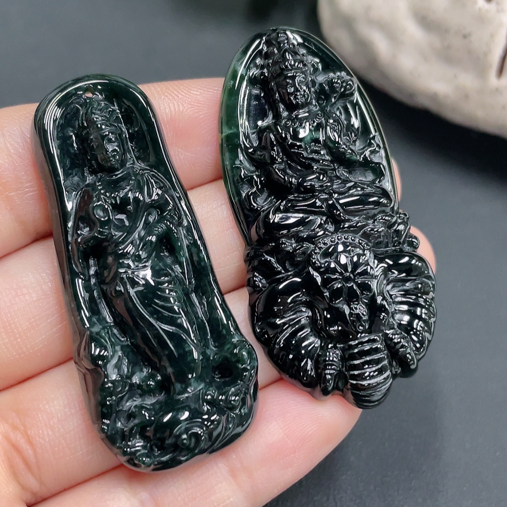 F19151881 Jadeite Pendant Guanyin Sell as a Lot