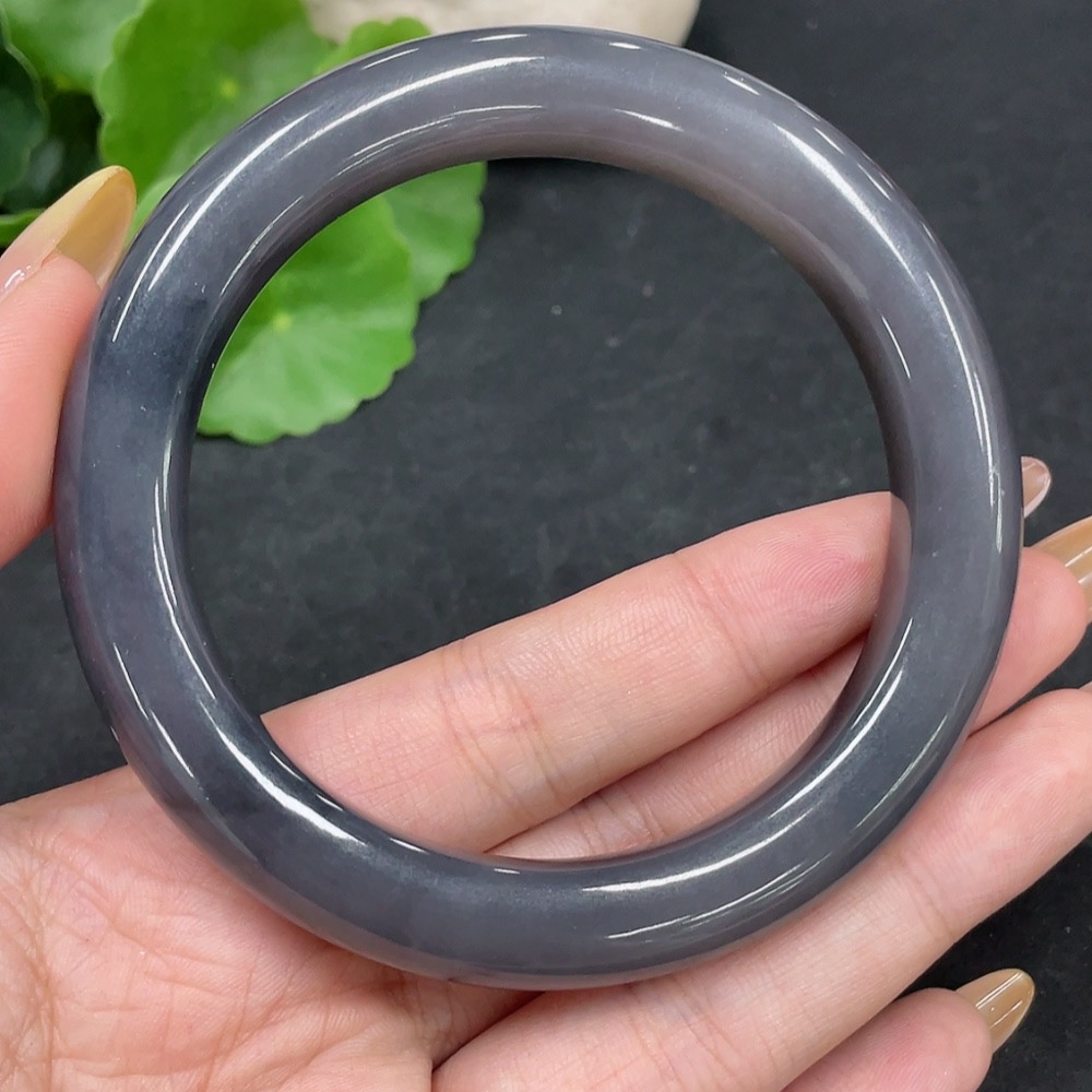 H31664486 Hetian Jade Round Bracelet Size 60.8 Total Weight Approx. 86.3g