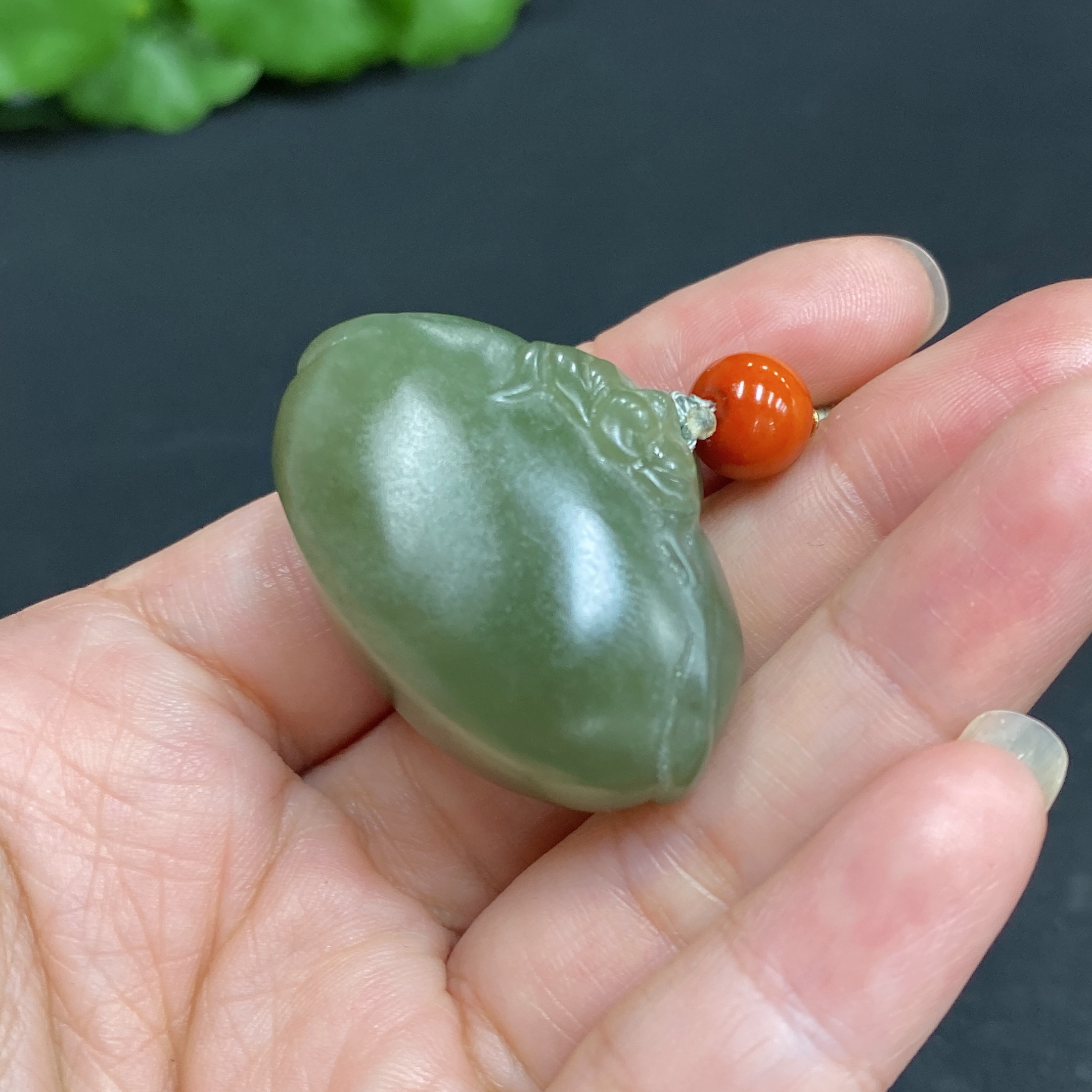 H34036109 Hetian Jade Pendant - Buddha Figure (Total Weight, Including Rope: 32.3g)