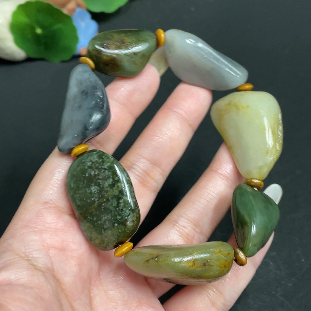 H28273682 Hetian Jade Bracelet (Undetermined Skin Color Origin, Total Weight Approx. 88.7g)