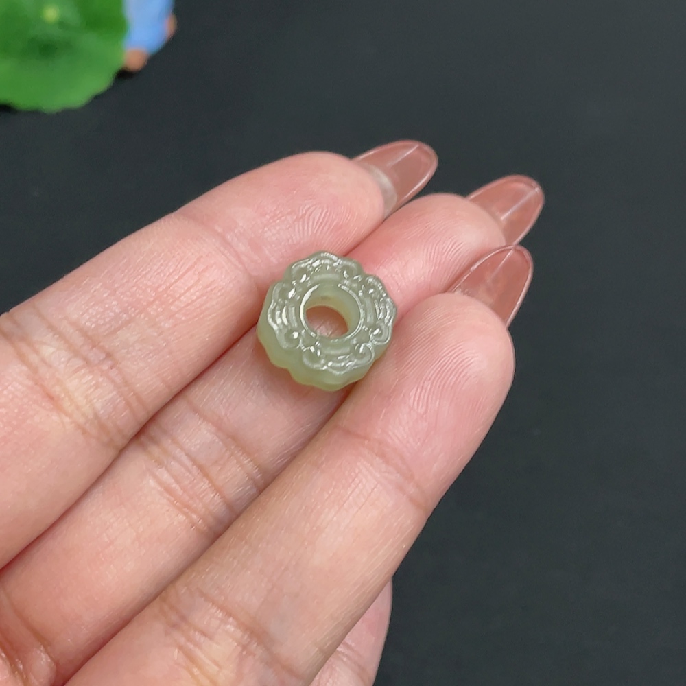 H35100217 Hetian Jade Pendant - Archaistic Ring, Total Weight: Approx. 1.8g