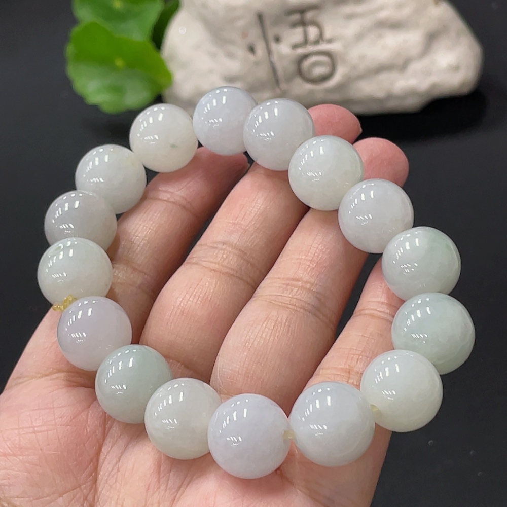 F35147315 Jadeite Bracelet Approx. 13.7mm Beads Total Weight Approx. 65.5g