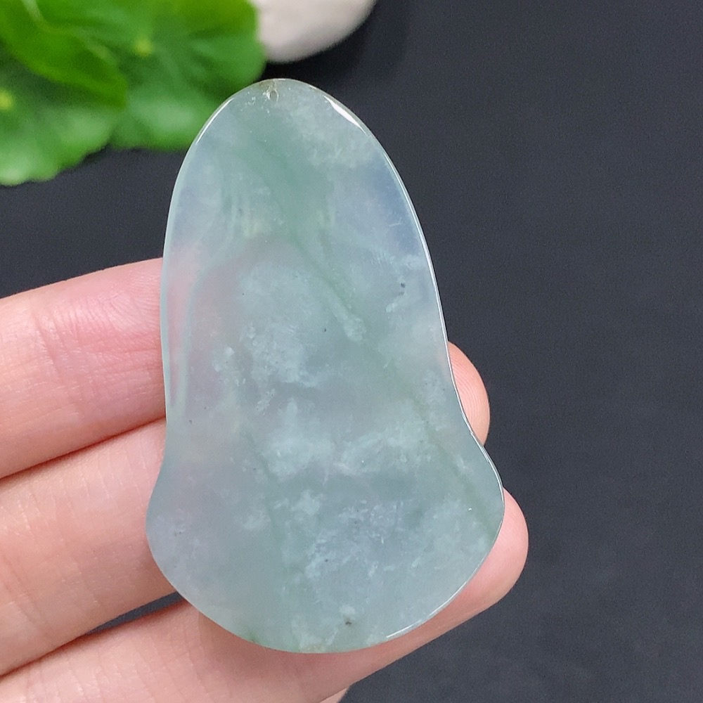 F31607271 Jadeite Guanyin Pendant, Total Weight Approx. 13.7g